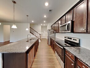 136 Hamilton Park Dr in Mooresville, NC - Building Photo - Building Photo