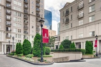 195 14th St NE in Atlanta, GA - Foto de edificio - Building Photo