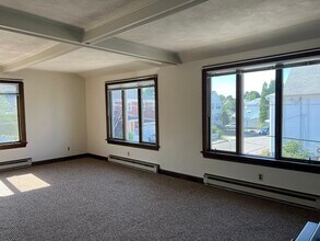 28 Wellesley St in Medford, MA - Building Photo - Building Photo