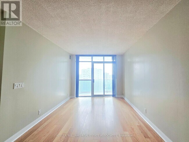 80-1780 Absolute Ave in Mississauga, ON - Building Photo - Building Photo