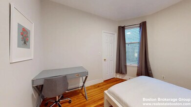 33 Edison Grn, Unit 2 in Boston, MA - Building Photo - Building Photo