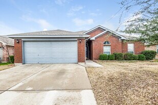 1101 Marcia Ln in Burleson, TX - Building Photo