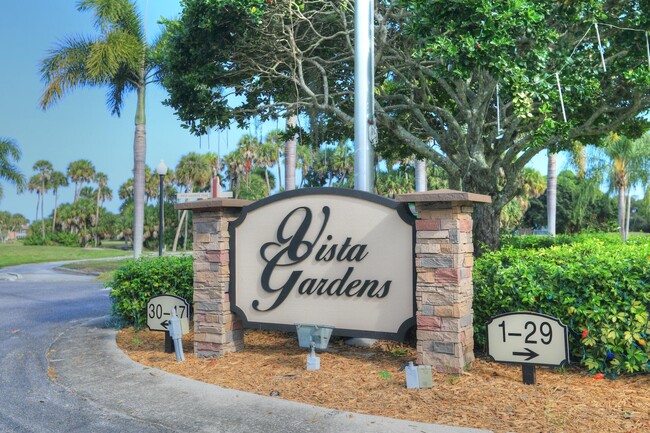 6 Vis Gdns Trl in Vero Beach, FL - Building Photo - Building Photo