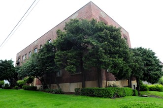 105 Ward St in Seattle, WA - Foto de edificio - Building Photo