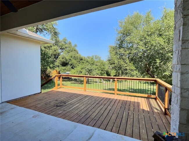 property at 1921 Hunters Cove