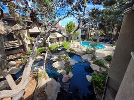 414 Brighton Springs in Costa Mesa, CA - Building Photo