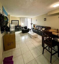 20102 SW 123rd Dr in Miami, FL - Building Photo - Building Photo