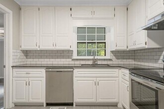 3209 S Knoxville Ave in Tulsa, OK - Building Photo - Building Photo