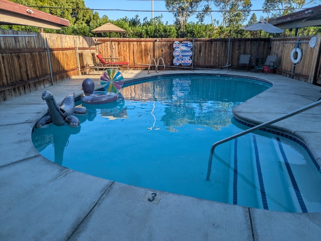 2200 Royale Rd
