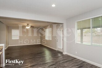 997 Crescent Falls St in Henderson, NV - Building Photo - Building Photo