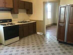 2078 S 17th St in Milwaukee, WI - Building Photo - Building Photo