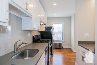 1940 W Wilson Ave, Unit 3L in Chicago, IL - Building Photo - Building Photo