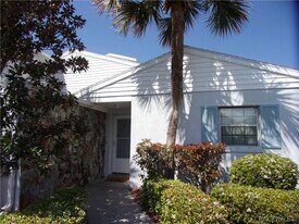 876 Pritchard Island Rd in Inverness, FL - Building Photo