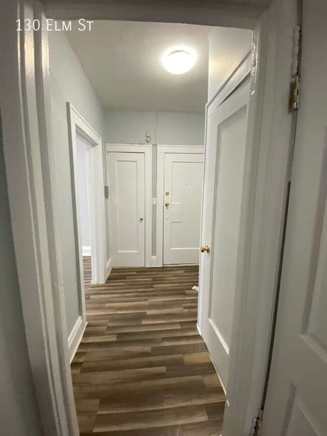 130 Elm St in Yonkers, NY - Building Photo - Building Photo