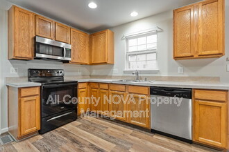 9506 Whiteheart Dr in Fredericksburg, VA - Building Photo - Building Photo