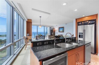 1288 Ala Moana Blvd in Honolulu, HI - Building Photo - Building Photo