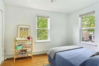 28 Foch St, Unit #2 in Cambridge, MA - Building Photo - Building Photo