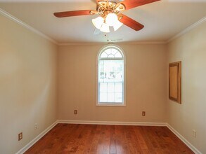 210 Wood St in Athens, AL - Building Photo - Building Photo