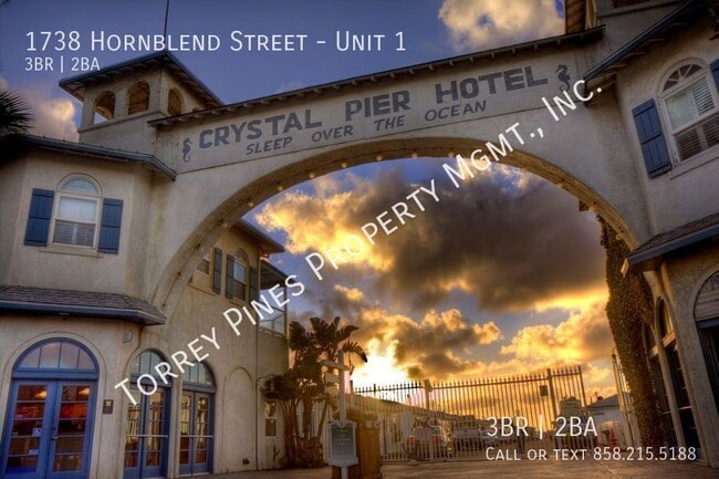 1738 Hornblend St in San Diego, CA - Building Photo - Building Photo