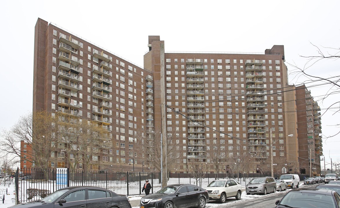 Sea Park West in Brooklyn, NY - Building Photo