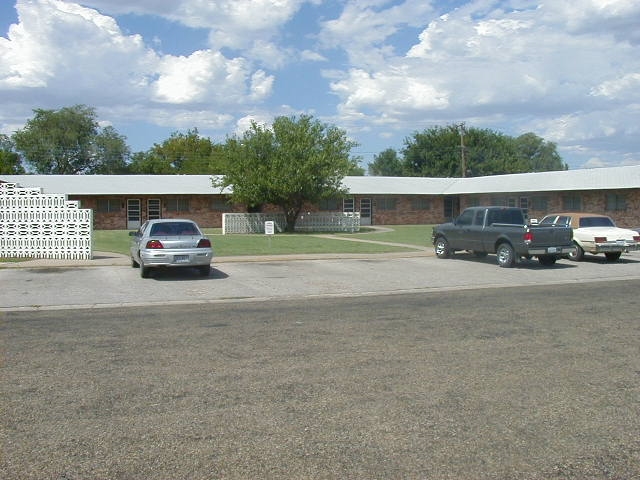 Canyon Manor in Canyon, TX - Building Photo