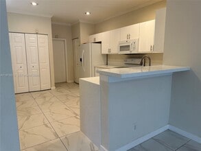 2165 Pasa Verde Ln in Weston, FL - Building Photo - Building Photo