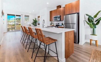 8972 N Cottonwood St in Camas, WA - Building Photo