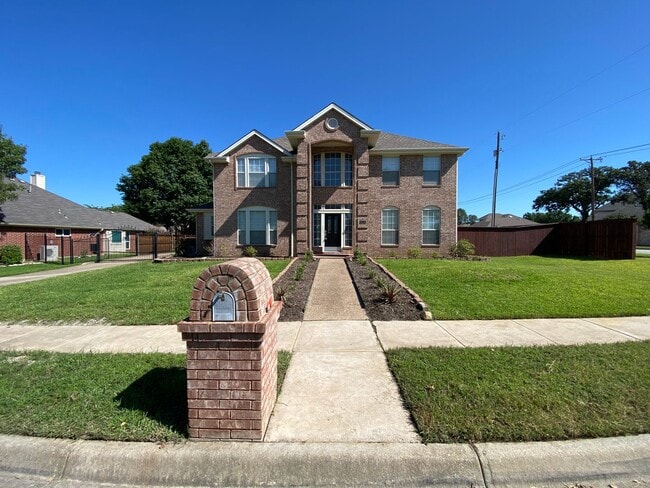 property at 1501 Joshua Ct
