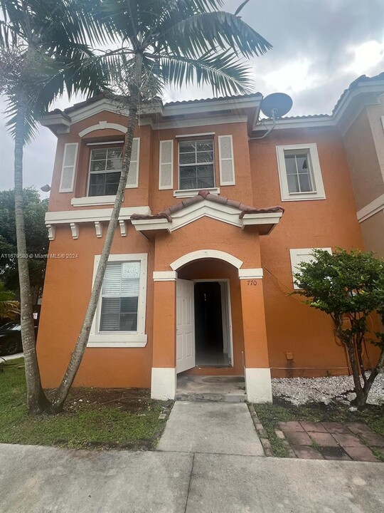 770 SE 2nd St in Homestead, FL - Building Photo