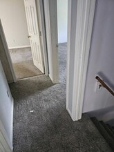 21 Hickory Cir in Gansevoort, NY - Foto de edificio - Building Photo