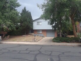810 Morgan Dr in Boulder, CO - Building Photo