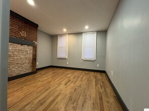 343 Palisade Ave, Unit 2 in Jersey City, NJ - Building Photo - Building Photo