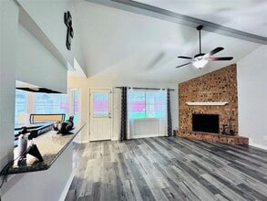 3934 Thistlewood Dr in Pasadena, TX - Building Photo - Building Photo