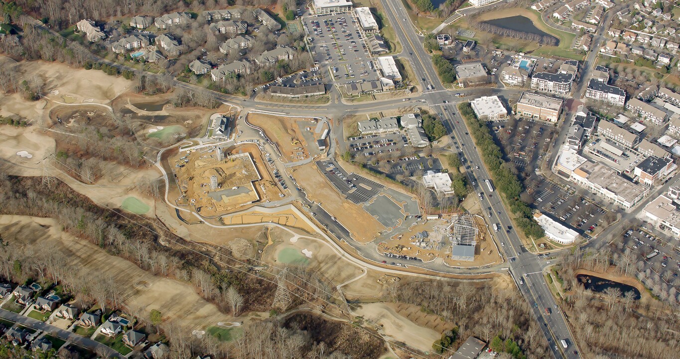 Solis Birkdale in Huntersville, NC - Building Photo