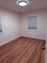 133 Truxton Dr in Miami Springs, FL - Building Photo - Building Photo