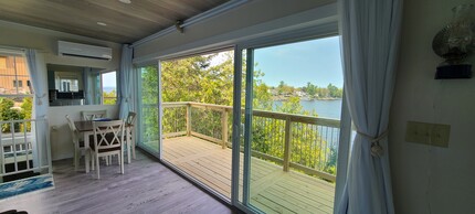 11 Point Cliff Dr, Unit ADKScreened-InPorch in Plattsburgh, NY - Building Photo - Building Photo