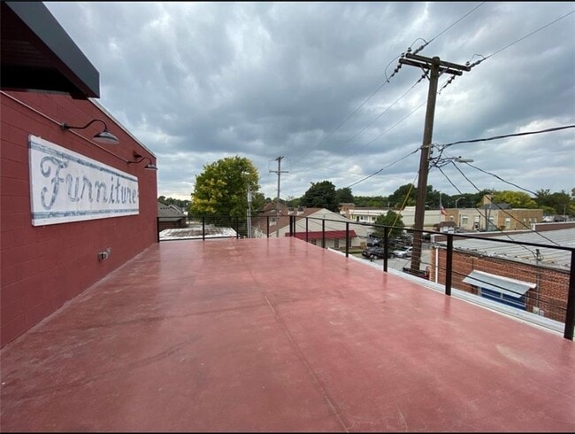 111 S Main St in Springdale, AR - Building Photo - Building Photo