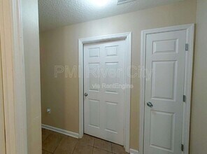 12154 Alexandra Dr in Jacksonville, FL - Building Photo - Building Photo