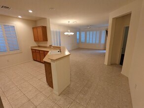 10473 Premia Pl in Las Vegas, NV - Building Photo - Building Photo