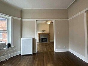 631 W Barry Ave in Chicago, IL - Building Photo - Building Photo