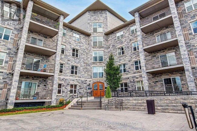 property at 313-539 Armstrong Rd