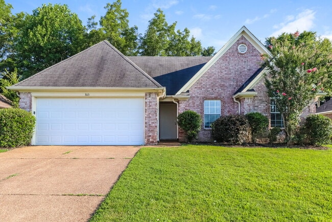 305 Village Dr