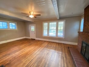 2103 Summit St in Columbus, OH - Building Photo - Building Photo