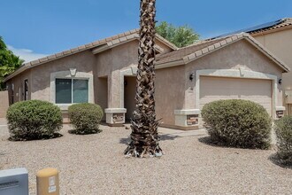 2436 E Olivine Rd in San Tan Valley, AZ - Building Photo - Building Photo