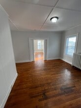 36 Fisher St in Lowell, MA - Building Photo - Building Photo