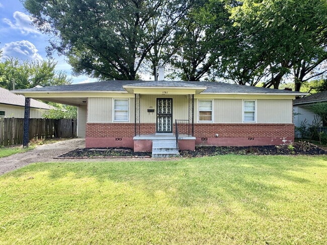 property at 1761 Cornelia Ln