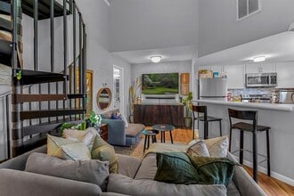 2500 Burleson Rd in Austin, TX - Building Photo - Building Photo
