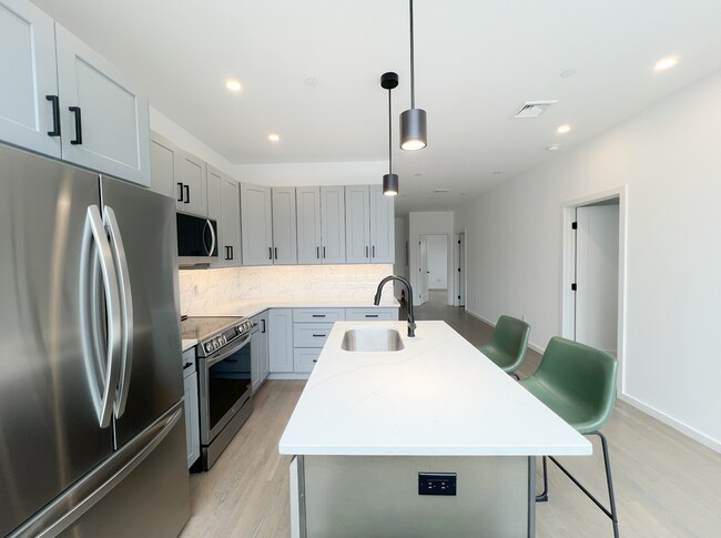 STEINWAY STREET in Queens, NY - Building Photo - Building Photo