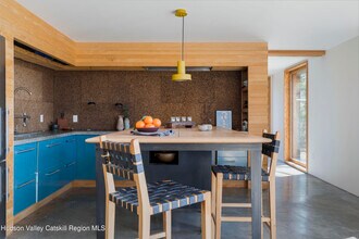 94 Cherry Hill Rd in Accord, NY - Building Photo - Building Photo