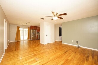 357 Lincoln Ave in Valparaiso, FL - Building Photo - Building Photo